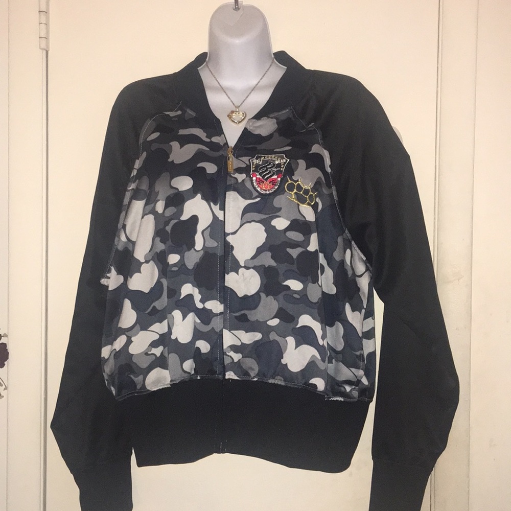 🎉Price Drop🎉 Rocawear Camo Bling Bomer Jacket🛍